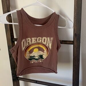 Woman’s Oregon cropped tank top
